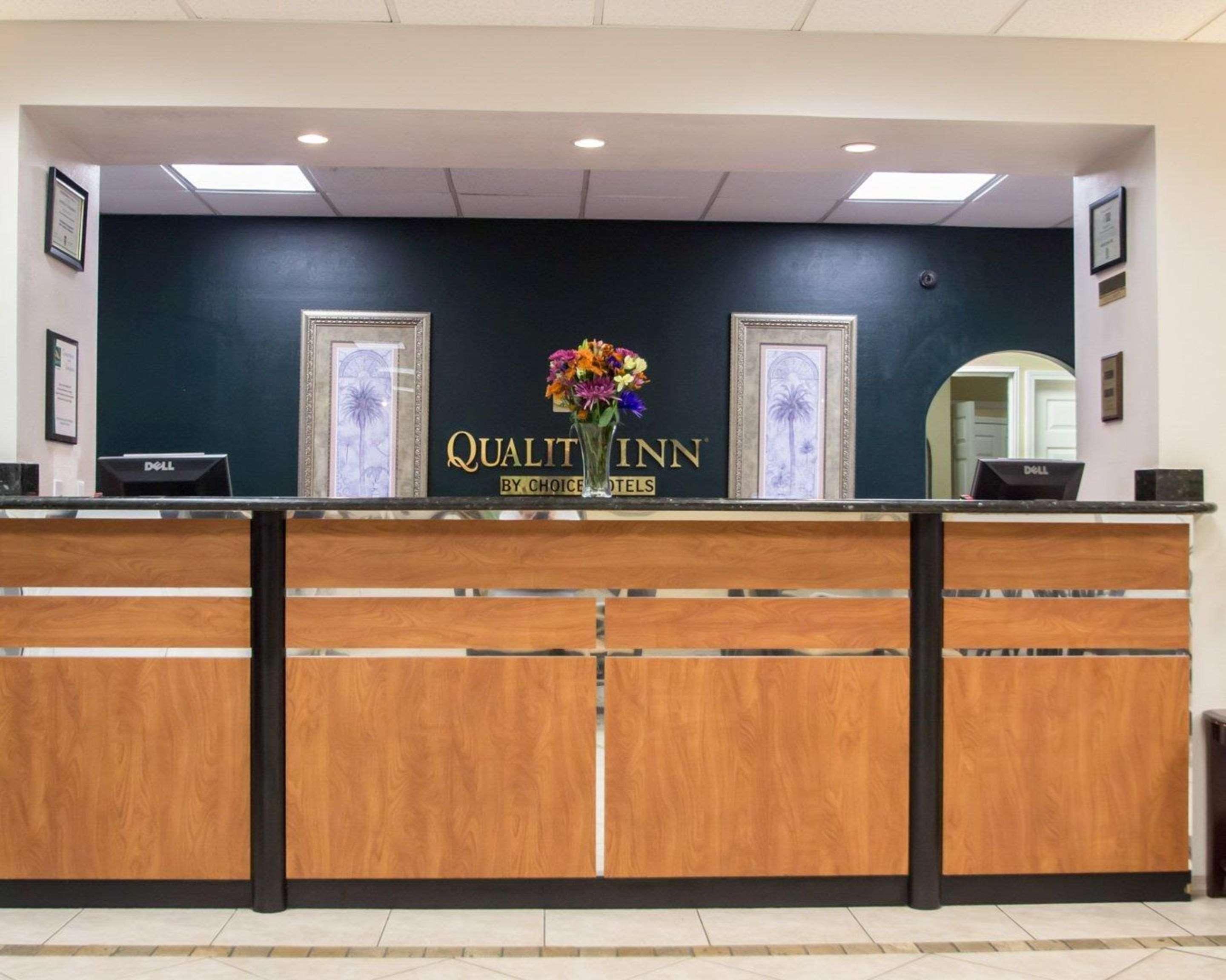 Quality Inn Kennedy Space Center Titusville Exteriör bild
