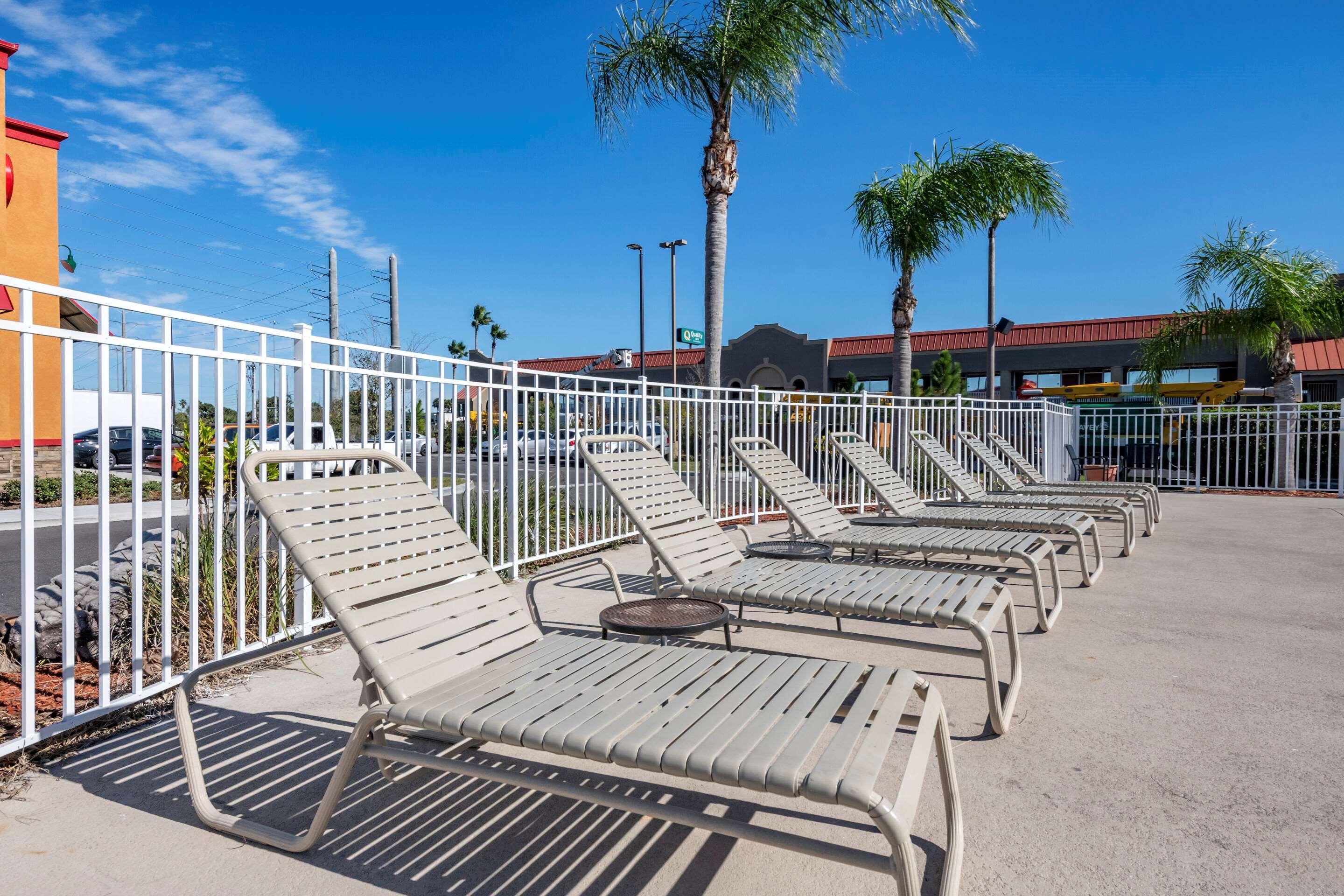 Quality Inn Kennedy Space Center Titusville Exteriör bild