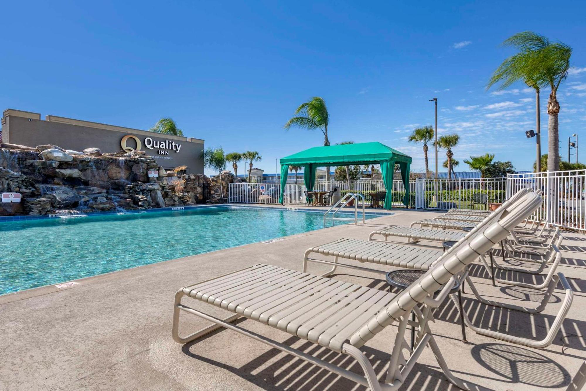 Quality Inn Kennedy Space Center Titusville Exteriör bild