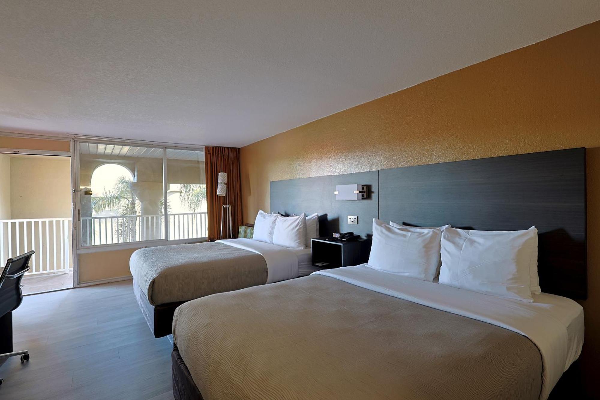 Quality Inn Kennedy Space Center Titusville Exteriör bild