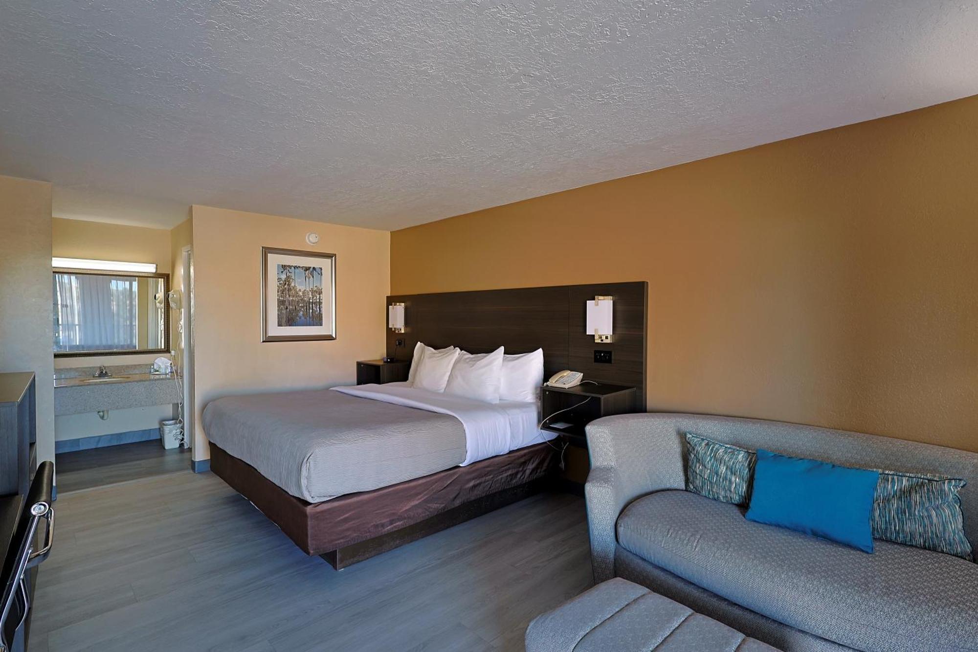 Quality Inn Kennedy Space Center Titusville Exteriör bild