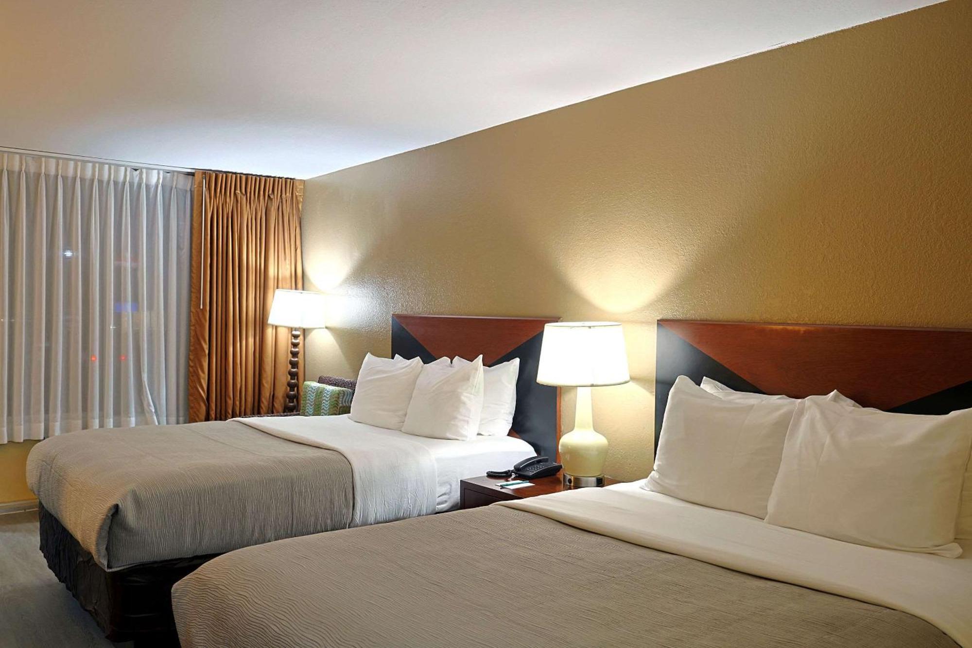 Quality Inn Kennedy Space Center Titusville Exteriör bild